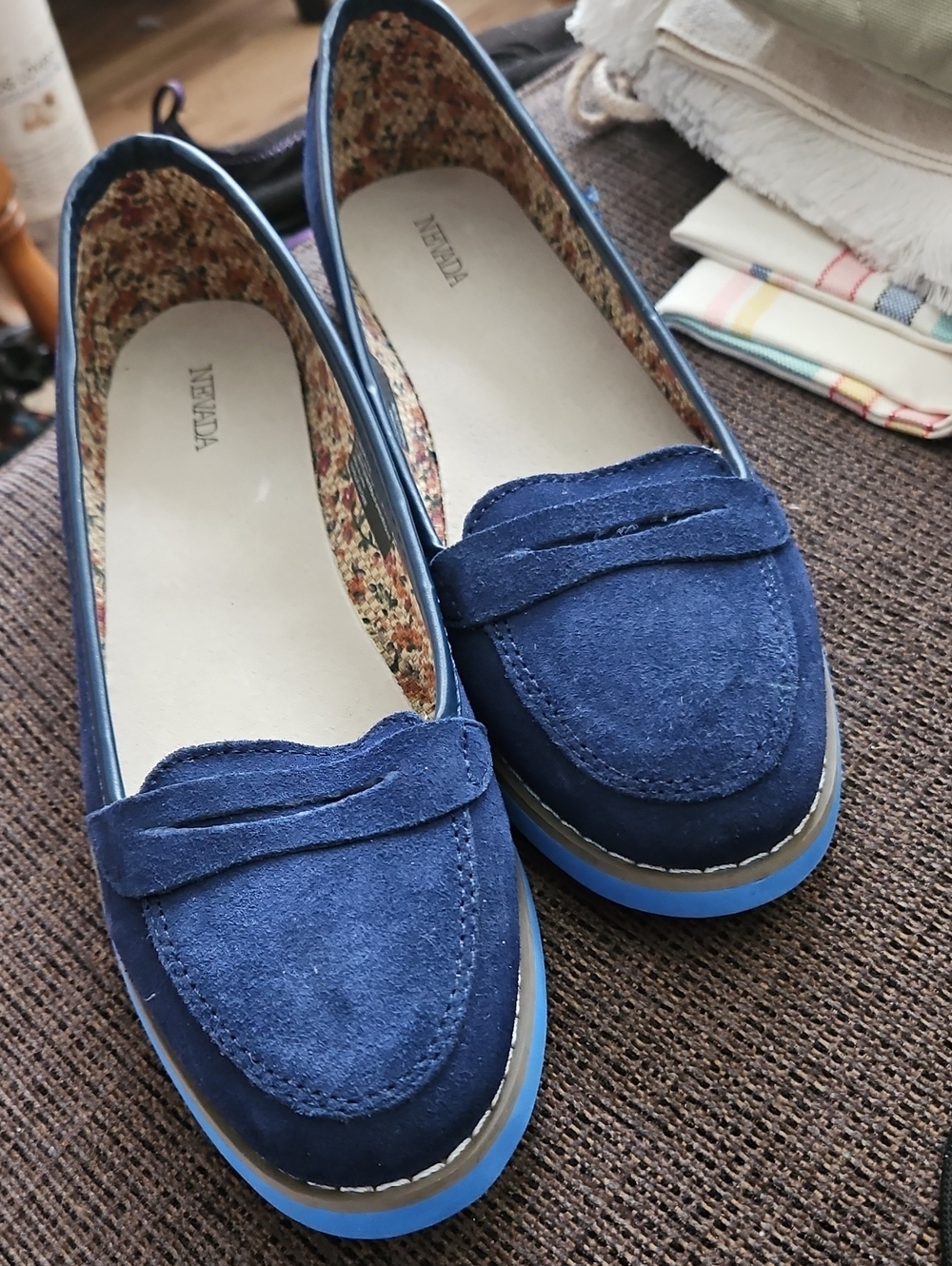 Nevada Royal Blue Leather Ballet Flats Size 7M